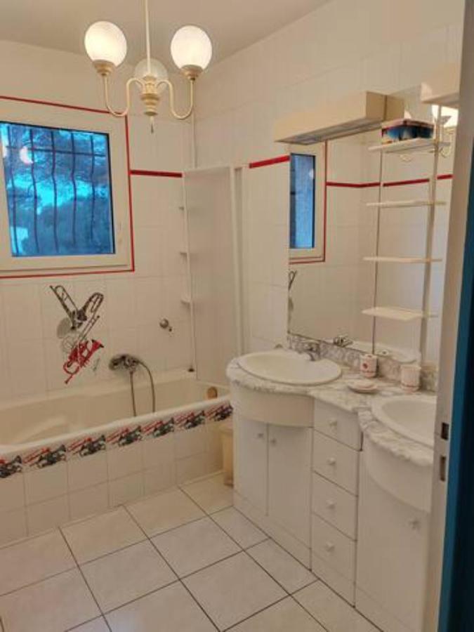Chambre A Louer Dans Villa St Clair-V-Vue Etang Thau Sète Extérieur photo